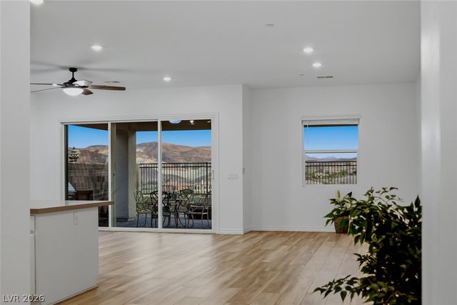 57 Reverie Heights Avenue, Henderson, NV 89011