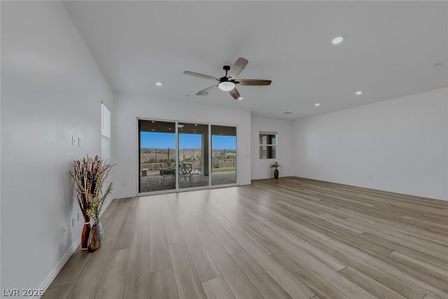 57 Reverie Heights Avenue, Henderson, NV 89011