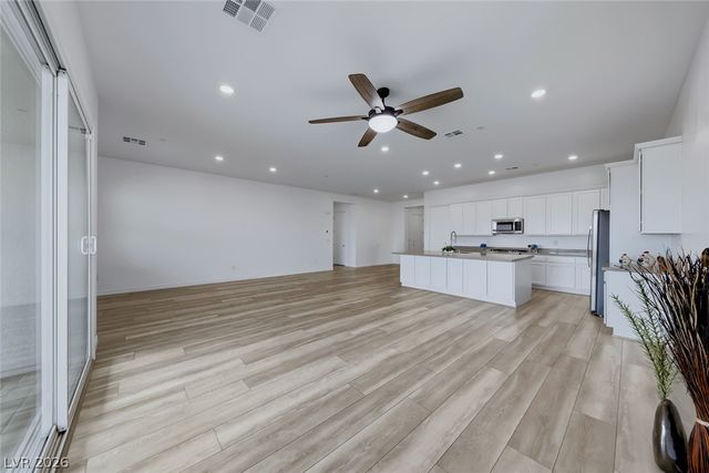57 Reverie Heights Avenue, Henderson, NV 89011