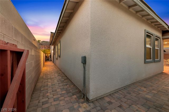 57 Reverie Heights Avenue, Henderson, NV 89011