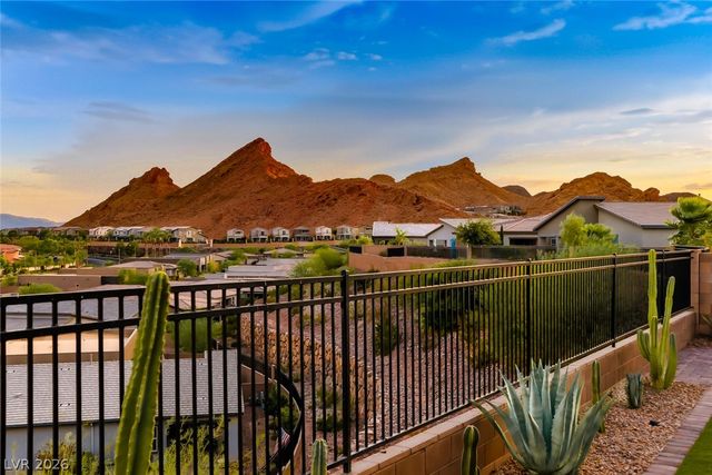 57 Reverie Heights Avenue, Henderson, NV 89011