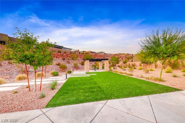 57 Reverie Heights Avenue, Henderson, NV 89011