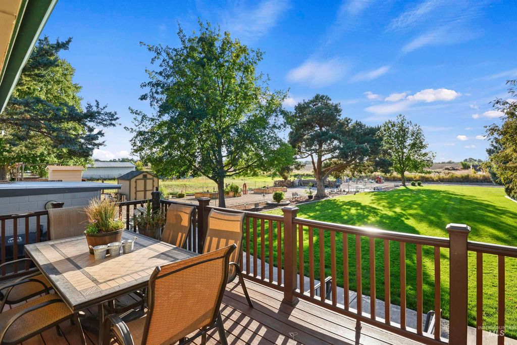 5955 Highway 95, Fruitland, ID 83619