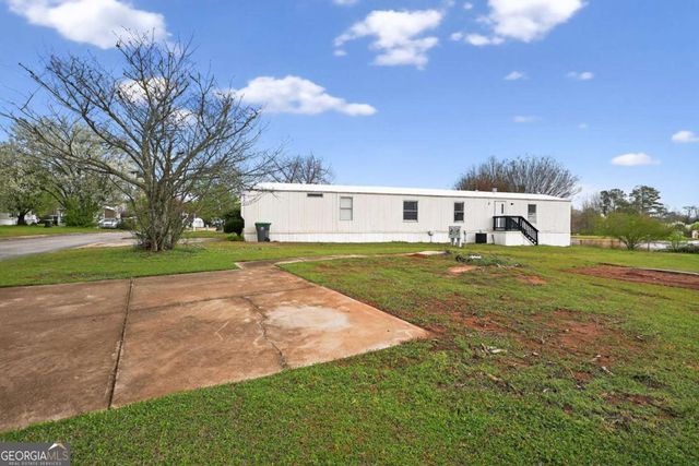 100 Lake Haven Drive, Hampton, GA 30228