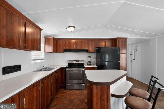 100 Lake Haven Drive, Hampton, GA 30228