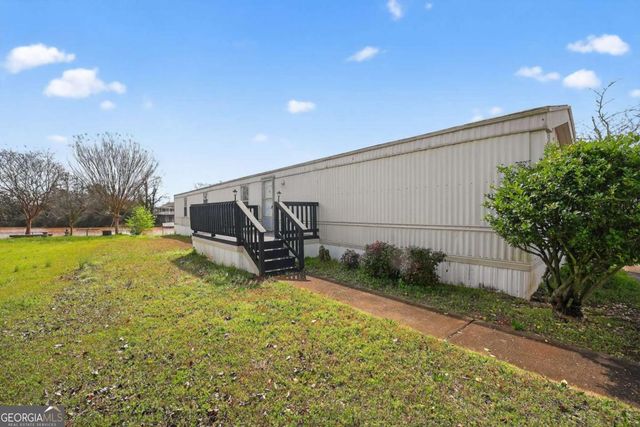 100 Lake Haven Drive, Hampton, GA 30228