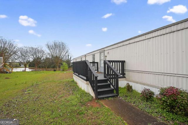 100 Lake Haven Drive, Hampton, GA 30228