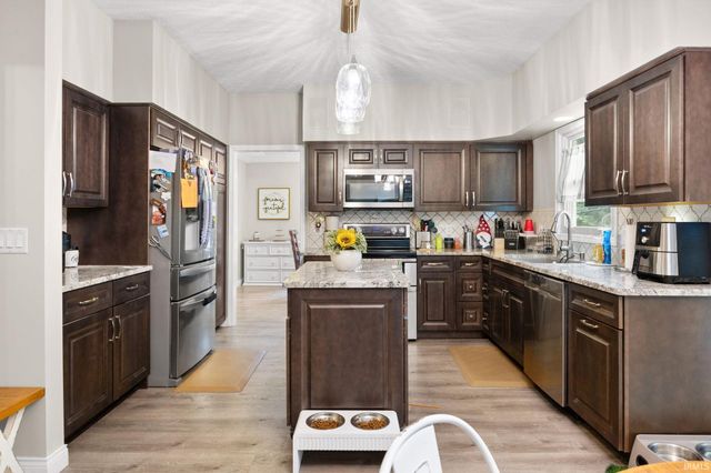 923 Pleasant Ridge Court, Lafayette, IN 47904