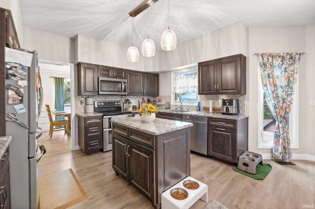 923 Pleasant Ridge Court, Lafayette, IN 47904