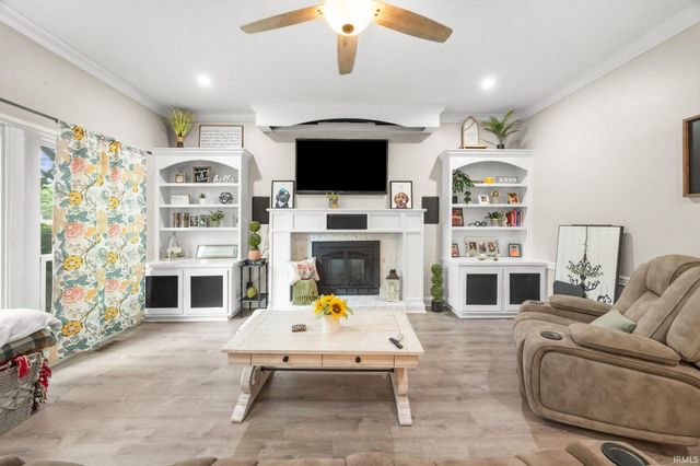 923 Pleasant Ridge Court, Lafayette, IN 47904