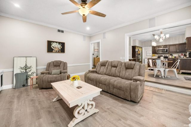 923 Pleasant Ridge Court, Lafayette, IN 47904