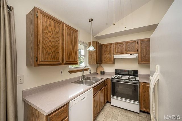 5 Abby Michelle Court, St Peters, MO 63376