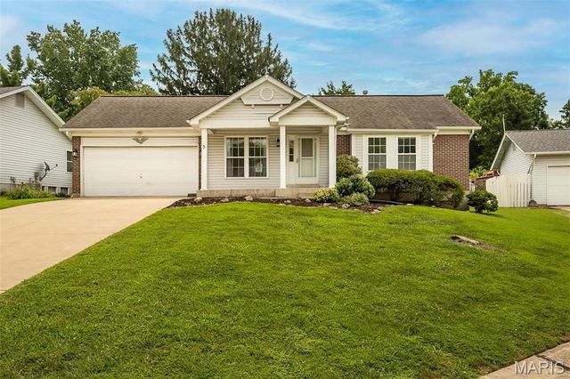 5 Abby Michelle Court, St Peters, MO 63376