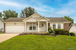 5 Abby Michelle Court, St Peters, MO 63376