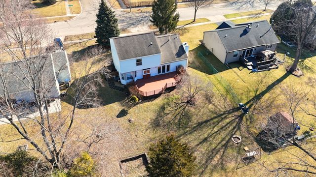 1580 Riverwood Drive, Algonquin, IL 60102