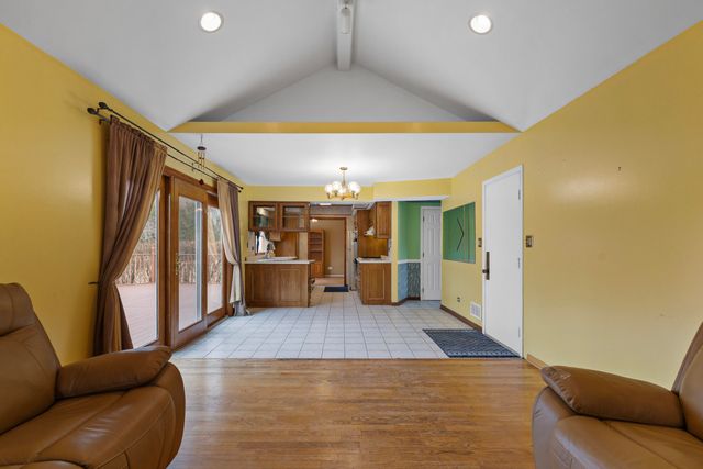 1580 Riverwood Drive, Algonquin, IL 60102