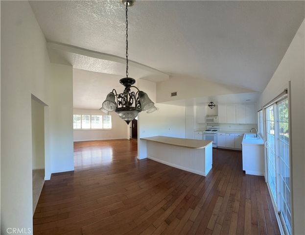 2857 Calle Damasco, Thousand Oaks, CA 91360