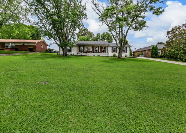 341 Kimbrough Rd, Clarksville, TN 37043