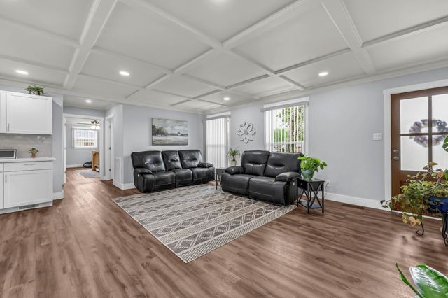 341 Kimbrough Rd, Clarksville, TN 37043
