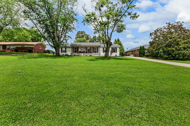 341 Kimbrough Rd, Clarksville, TN 37043