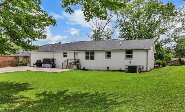 341 Kimbrough Rd, Clarksville, TN 37043