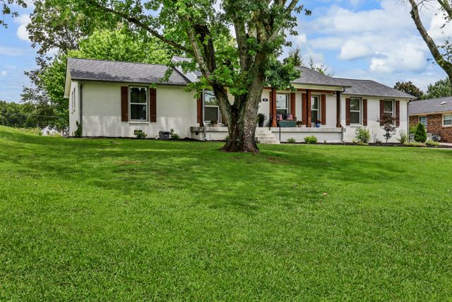 341 Kimbrough Rd, Clarksville, TN 37043