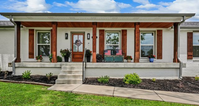 341 Kimbrough Rd, Clarksville, TN 37043