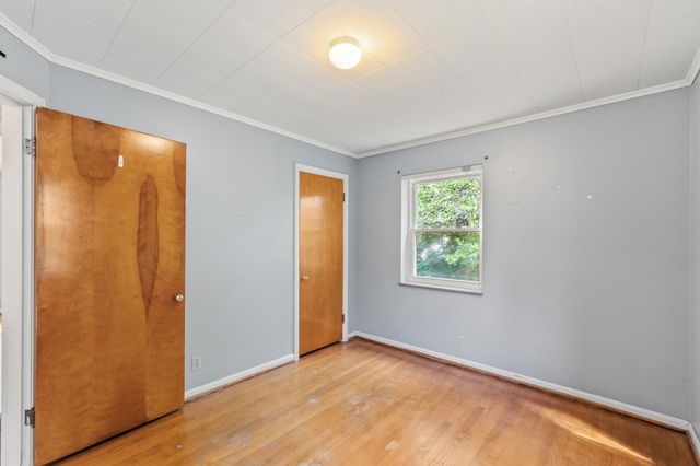 668 Walnut Street, Taylor Mill, KY 41015