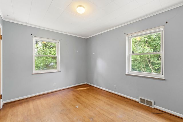 668 Walnut Street, Taylor Mill, KY 41015