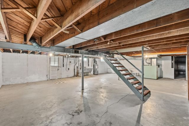 668 Walnut Street, Taylor Mill, KY 41015