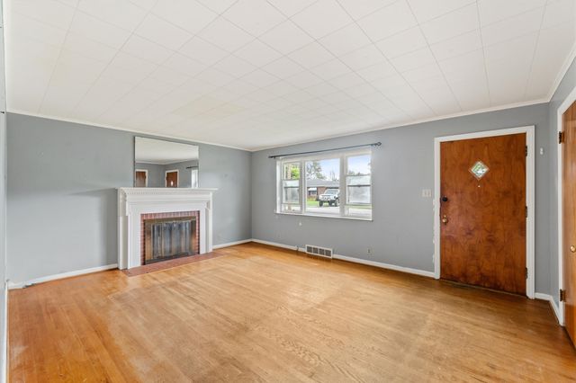 668 Walnut Street, Taylor Mill, KY 41015