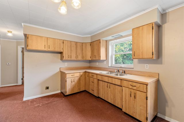 668 Walnut Street, Taylor Mill, KY 41015