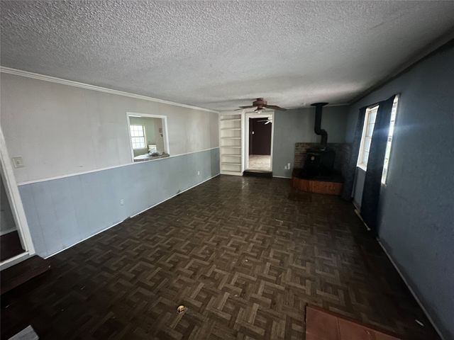 1832 Smokehouse Road, Granbury, TX 76049