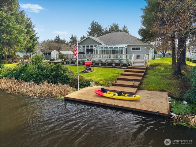655 Skamokawa Court SE, Ocean Shores, WA 98569