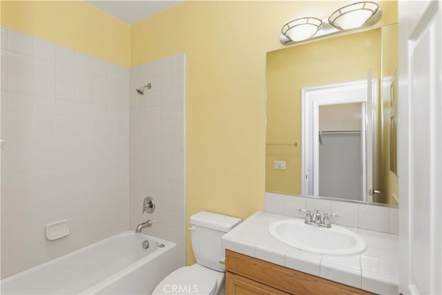 16861 Ridge Cliff Drive, Riverside, CA 92503