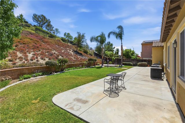 16861 Ridge Cliff Drive, Riverside, CA 92503