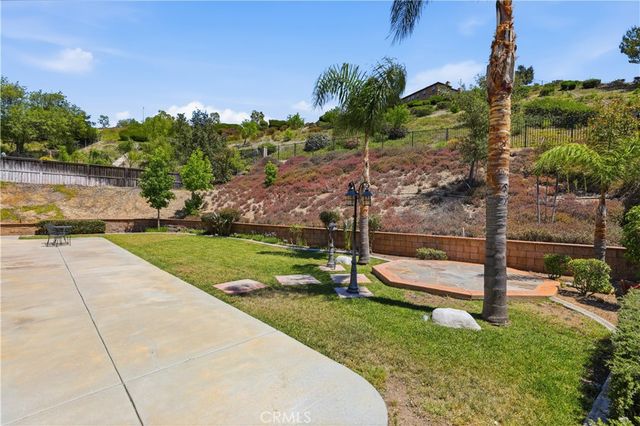 16861 Ridge Cliff Drive, Riverside, CA 92503