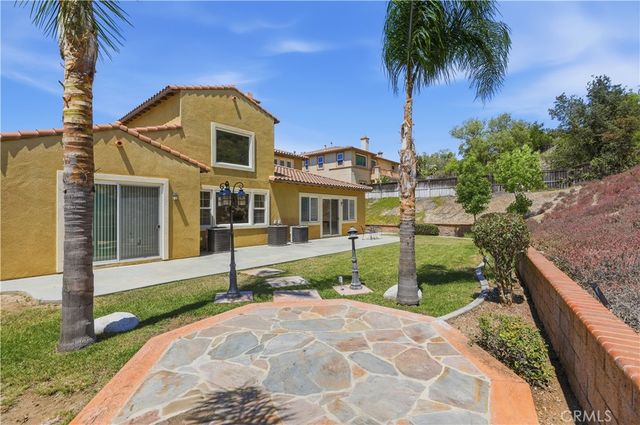 16861 Ridge Cliff Drive, Riverside, CA 92503