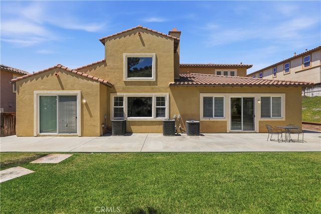 16861 Ridge Cliff Drive, Riverside, CA 92503