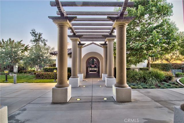 16861 Ridge Cliff Drive, Riverside, CA 92503