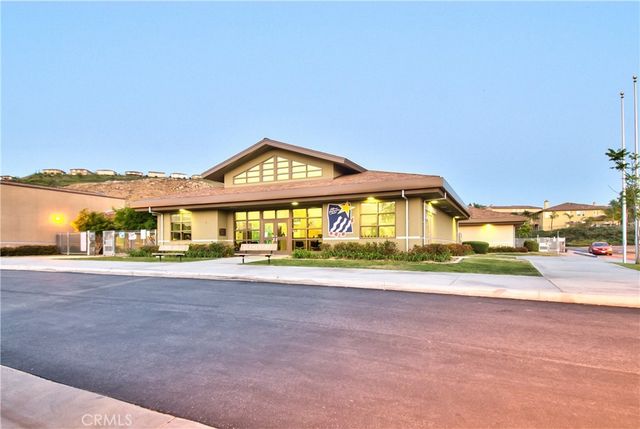 16861 Ridge Cliff Drive, Riverside, CA 92503