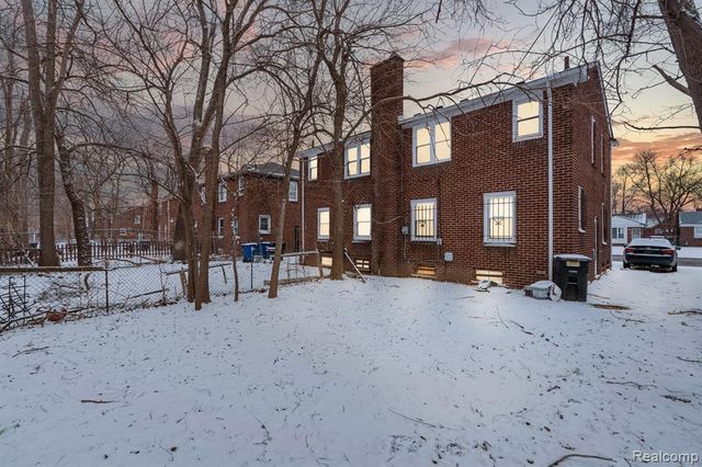 10517 Curtis Street, Detroit, MI 48221