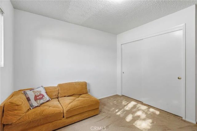 2408 Courtleigh Drive, Bakersfield, CA 93309