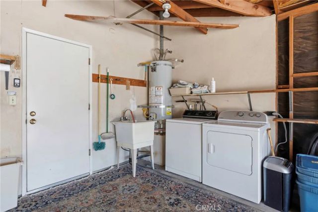2408 Courtleigh Drive, Bakersfield, CA 93309