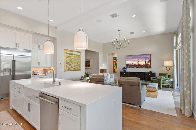 23484 N 76th Place, Scottsdale, AZ 85255