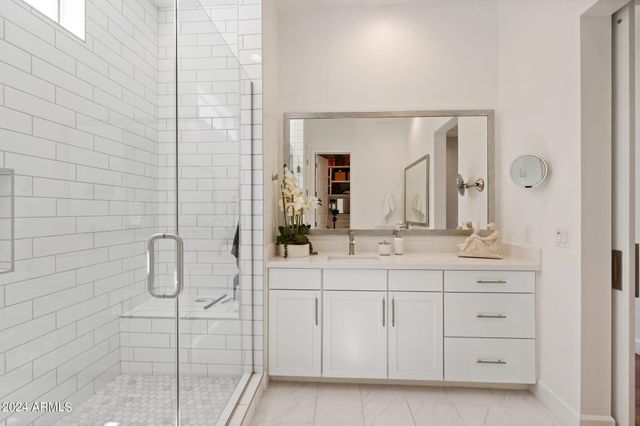 23484 N 76th Place, Scottsdale, AZ 85255