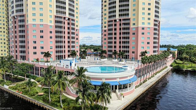 2743 1st ST 406, Fort Myers, FL 33916