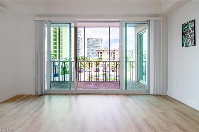 2743 1st ST 406, Fort Myers, FL 33916