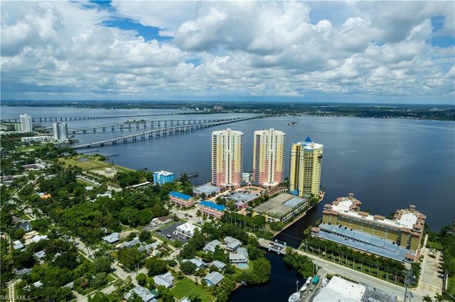 2743 1st ST 406, Fort Myers, FL 33916