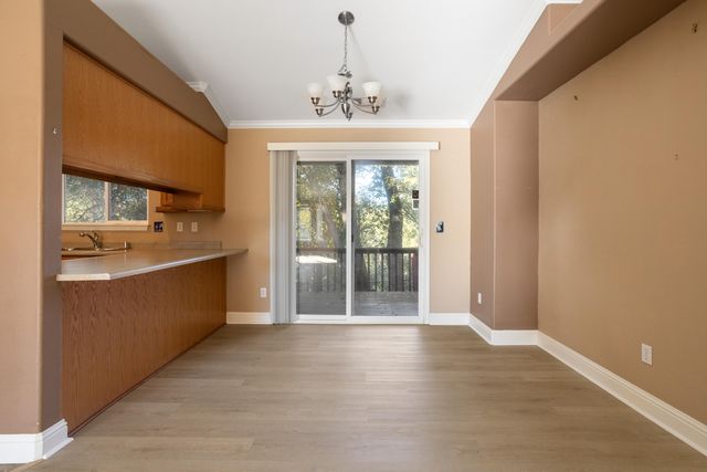 3710 Indio Way, Redding, CA 96002